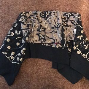 Strapless crop top with embellishments